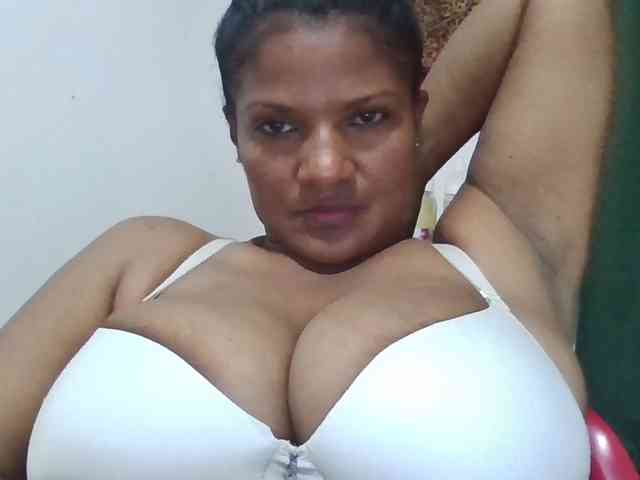 Mayito-love- Live Webcam on BongaCams