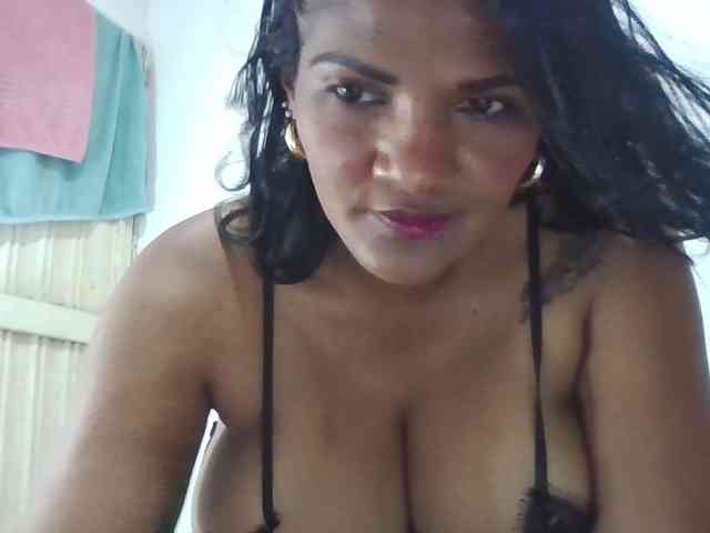 ALEJANDRA07 webcam
