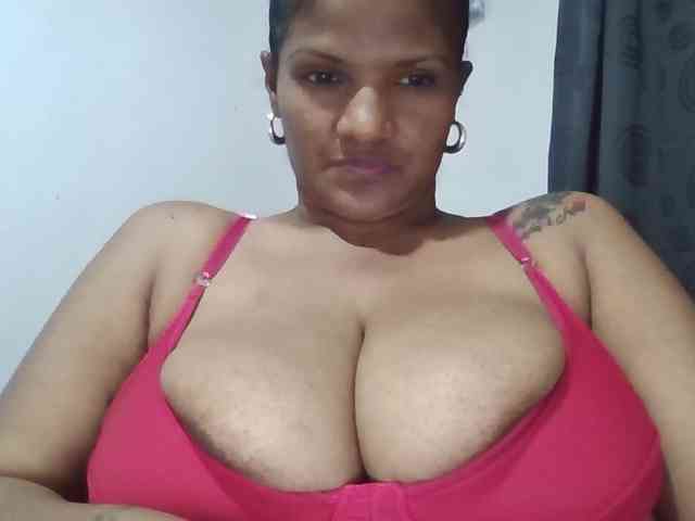 ALEJANDRA07 webcam