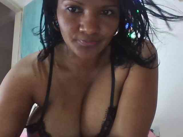 ALEJANDRA07 webcam