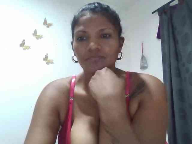 ALEJANDRA07 webcam