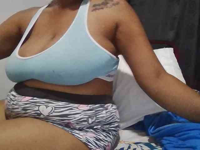 ALEJANDRA07 webcam