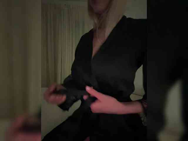 MissDafne webcam