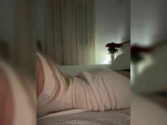 MissDafne webcam