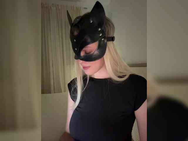 MissDafne webcam