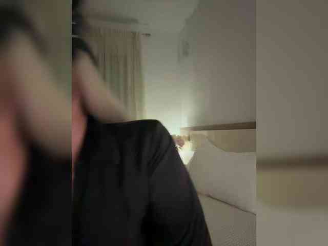 MissDafne webcam