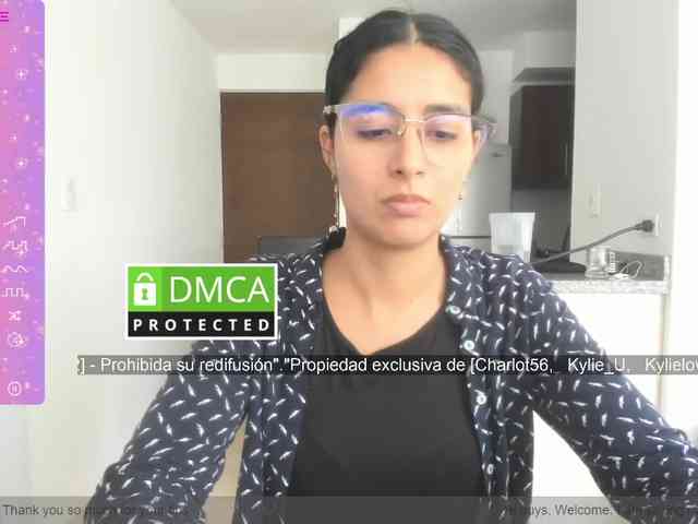kylieloved22 webcam
