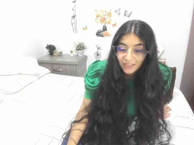 kylieloved22 webcam