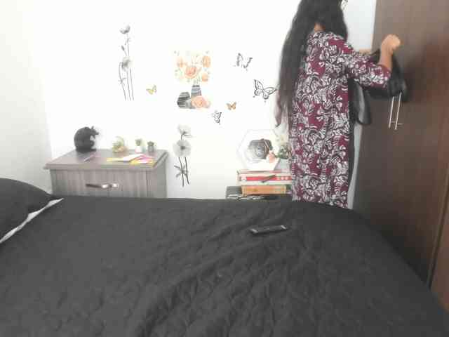 kylieloved22 webcam