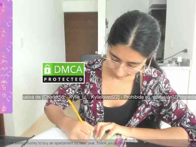 kylieloved22 webcam