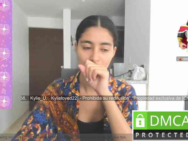 kylieloved22 Live Webcam on BongaCams