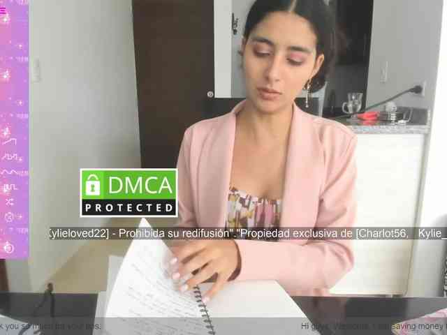 kylieloved22 webcam