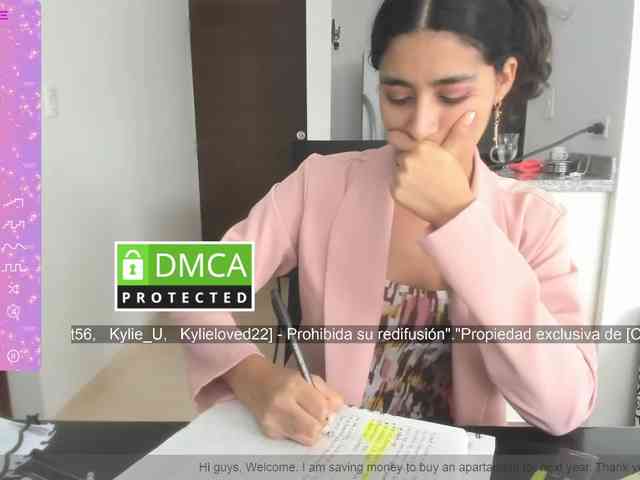 kylieloved22 webcam