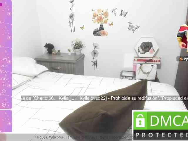 kylieloved22 webcam