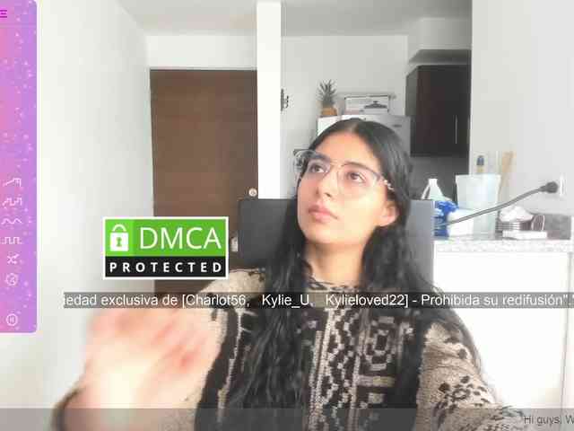 kylieloved22 webcam