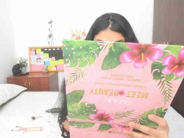 kylieloved22 webcam