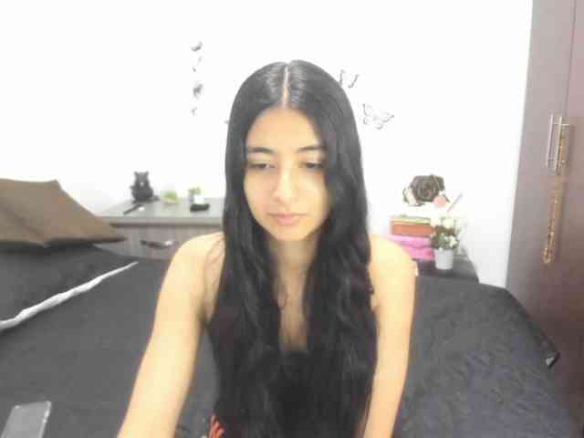 kylieloved22 webcam
