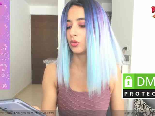 kylieloved22 webcam