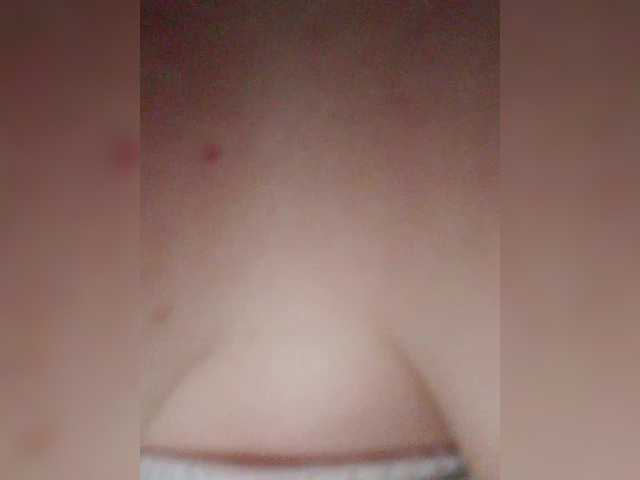 Lizzy2002's BongaCams show and profile