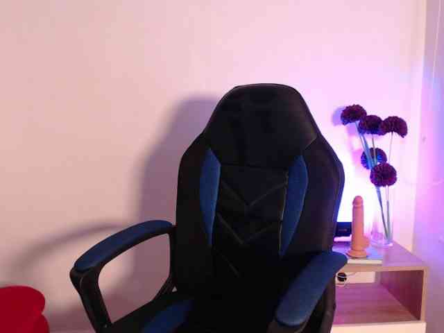LUNAASENSUAL1 webcam
