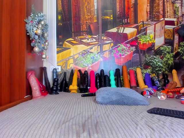 NikkaHotX's BongaCams show and profile