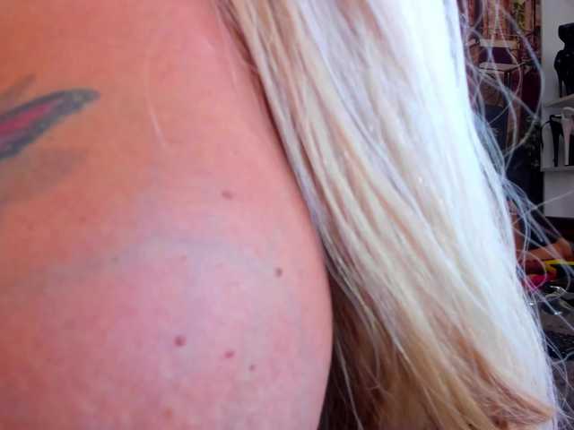 Sex chat gratuit in direct cu NikkaHotX pe BongaCams