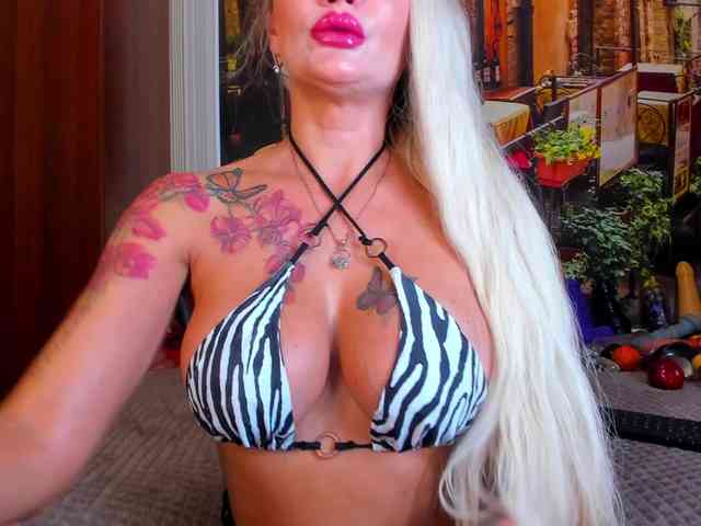 NikkaHotX webcam