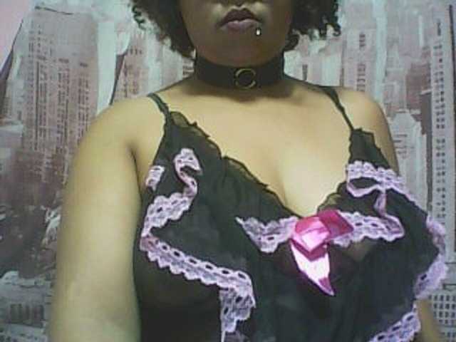 big-asssexy's BongaCams show and profile