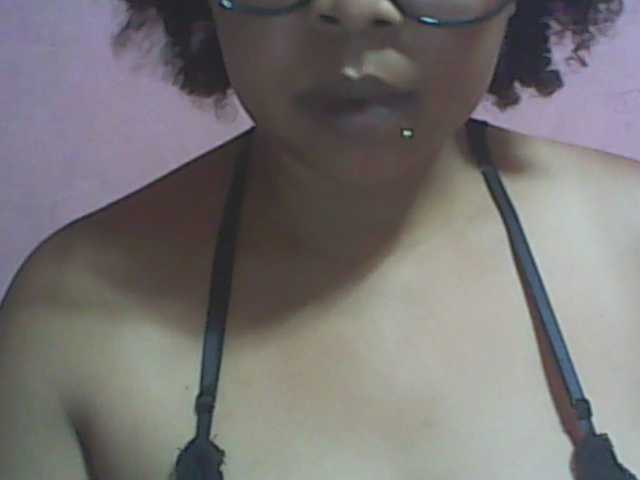 big-asssexy's BongaCams show and profile