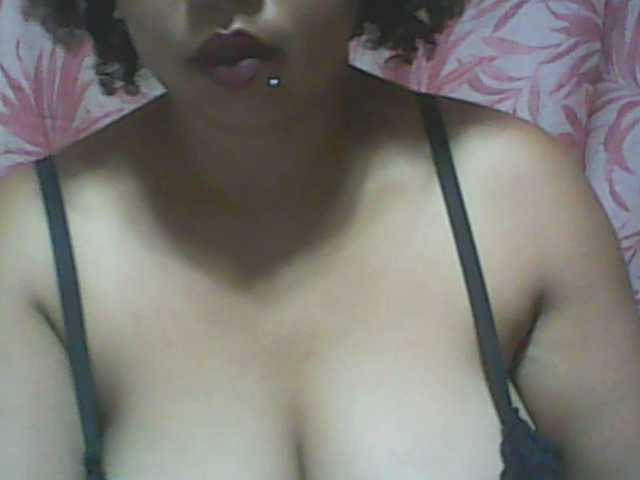 big-asssexy's BongaCams show and profile