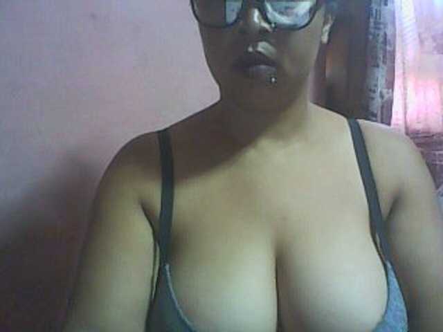 big-asssexy webcam bongacams model stream image