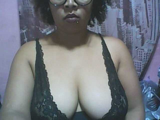 big-asssexy from BongaCams is Freechat