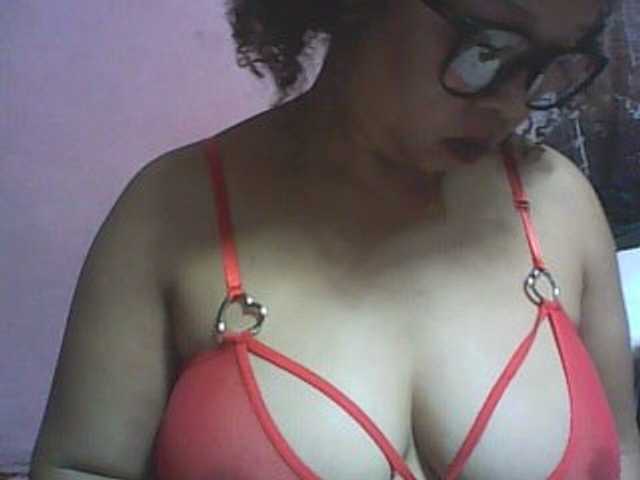 big-asssexy webcam bongacams model stream image