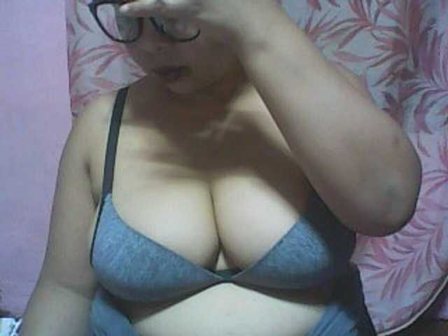 big-asssexy webcam bongacams model stream image