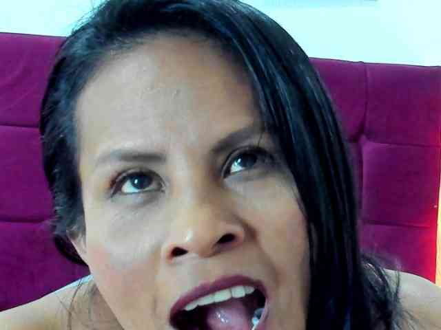 MilfSharoon webcam