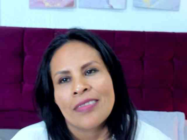 MilfSharoon webcam