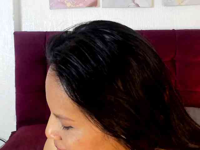 MilfSharoon webcam