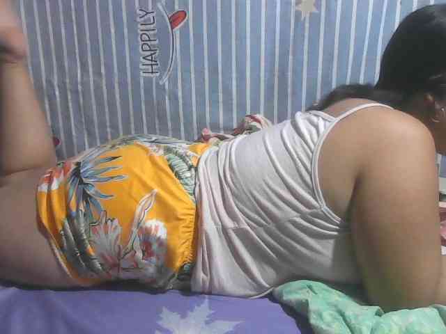 HotSexyAsian69 webcam