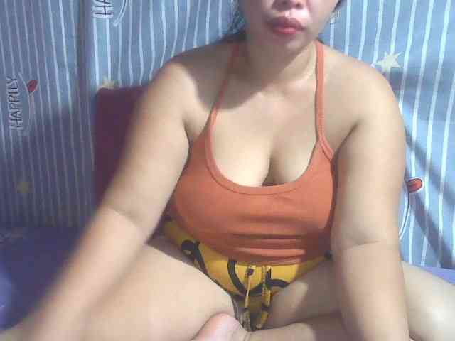 HotSexyAsian69 webcam