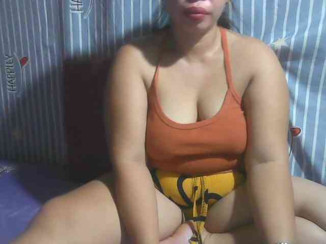 HotSexyAsian69 webcam