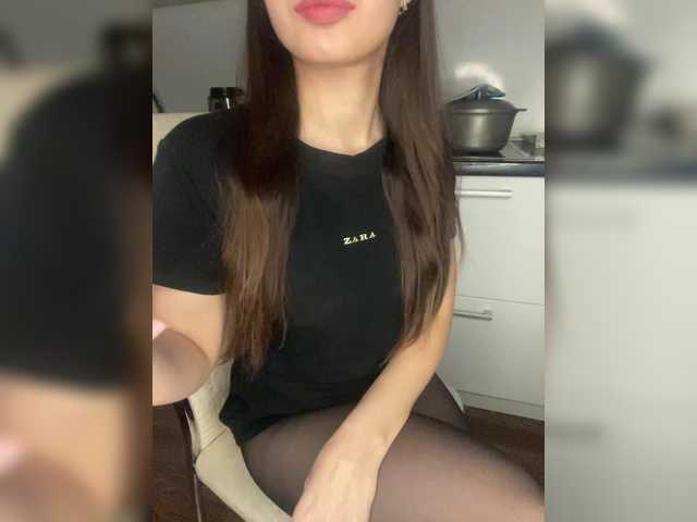 Myr-kiss's BongaCams show and profile