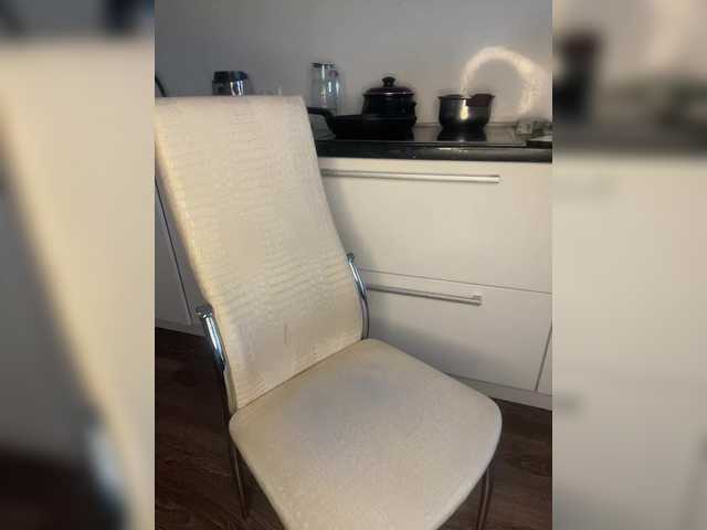 Myr-kiss's BongaCams show and profile