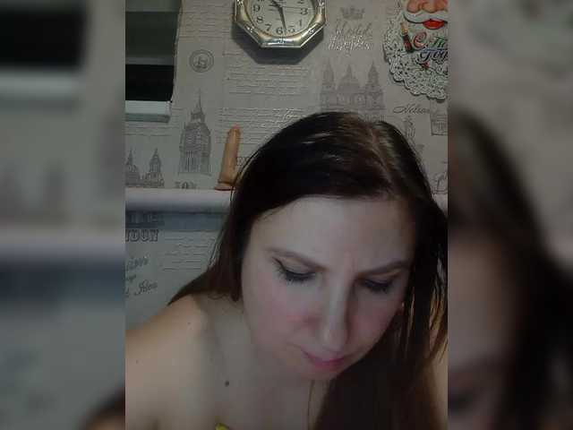 Ogonek37's BongaCams show and profile