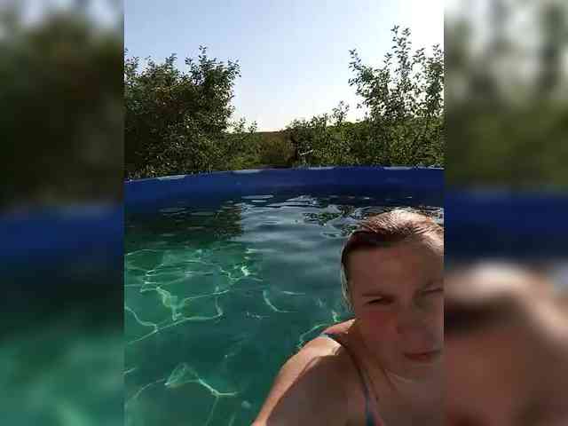 Konfetka80 webcam