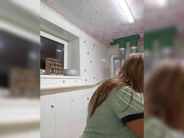 Konfetka80 webcam