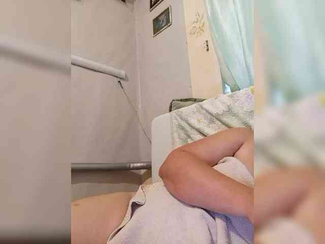 Ogonek37 Live Webcam on BongaCams