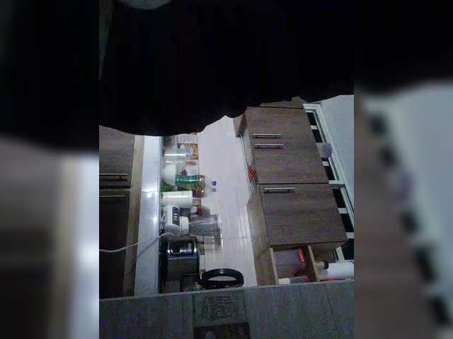 Anaisbeily's BongaCams show and profile