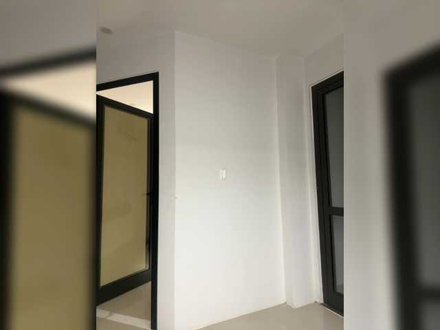 le modèle Annyyy est en webcam porno dans un show sur le site bongacams, il possède les tags suivants: White/Caucasian,Blonde,Shaved