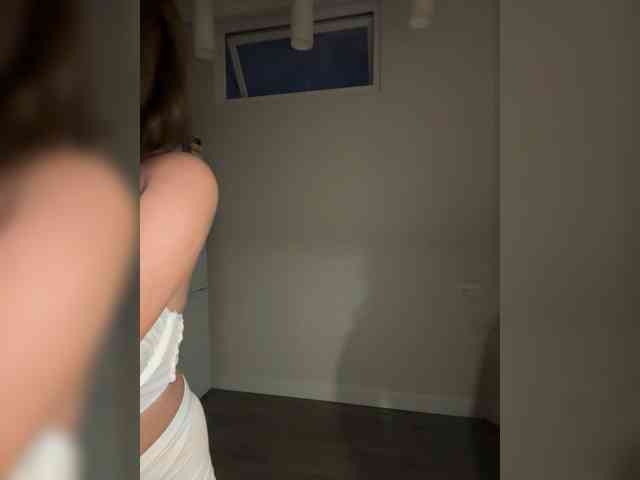 -BaRaH0LkA- webcam