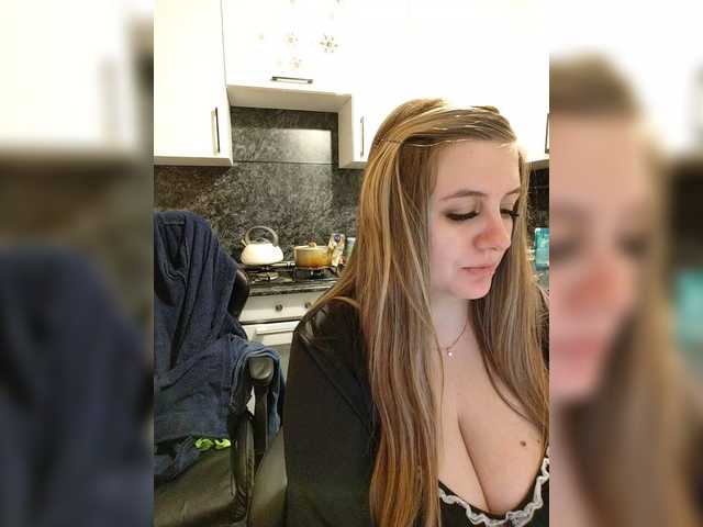 Viktoria777a's BongaCams show and profile